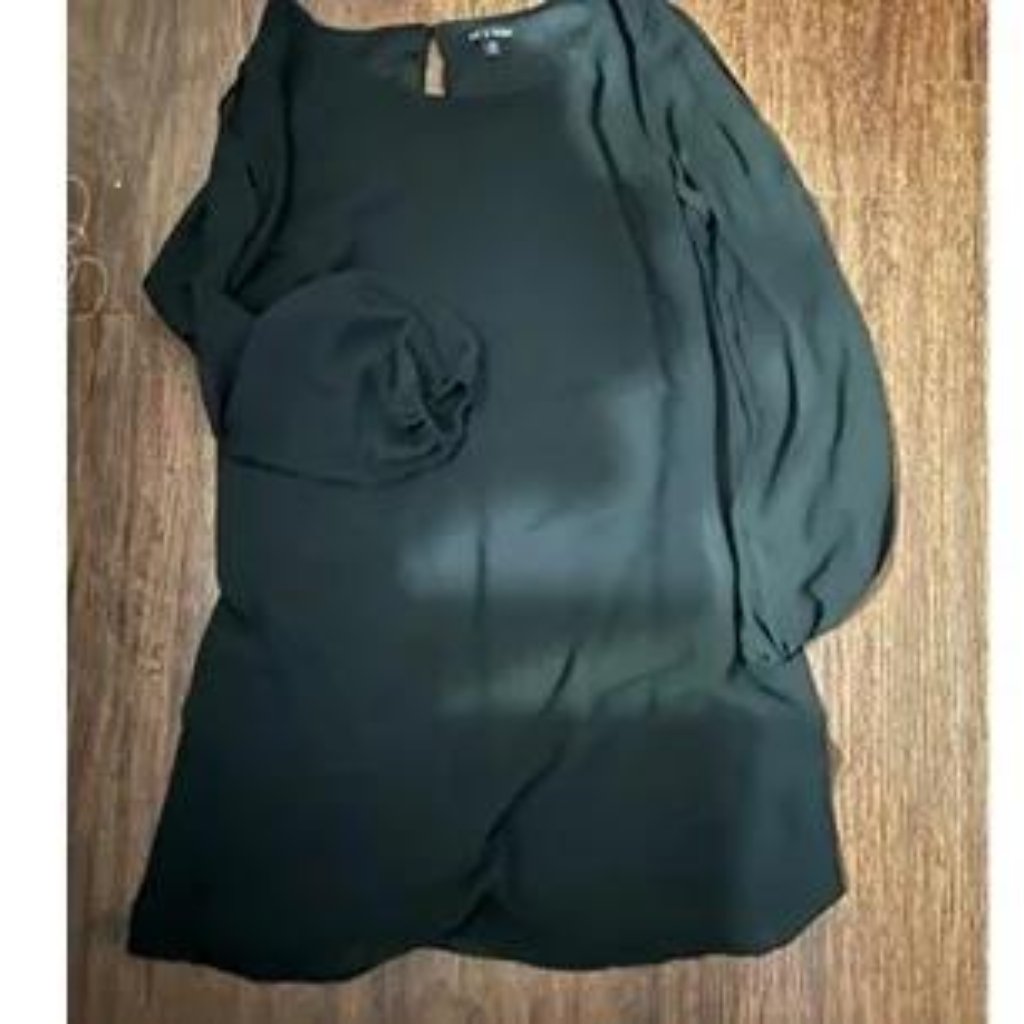 Women's Dress Bundle Size Medium